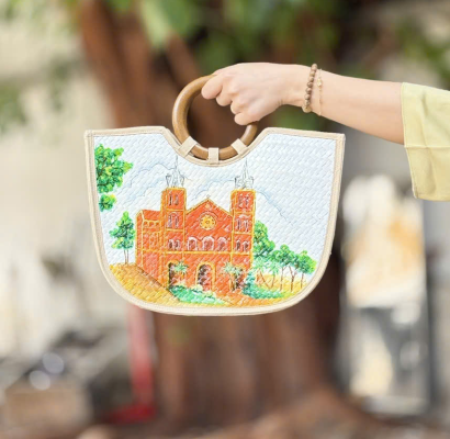 Túi cỏ bàng – Sự lựa chọn xanh cho phong cách sống bền vững